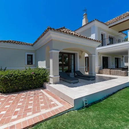 Michelle Villa Marbella