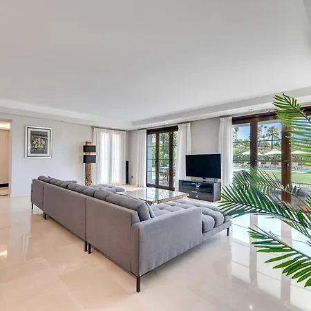 Michelle Villa Marbella